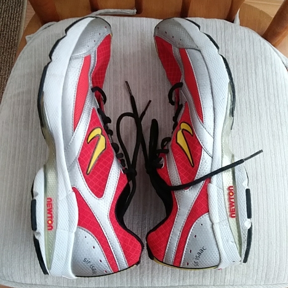 Newton Running Sir Isaac Sneaker Shoe 11.5 Red Silver Yellow - Picture 13 of 15